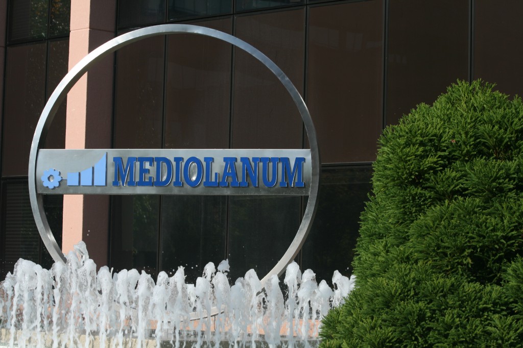 mediolanum logo